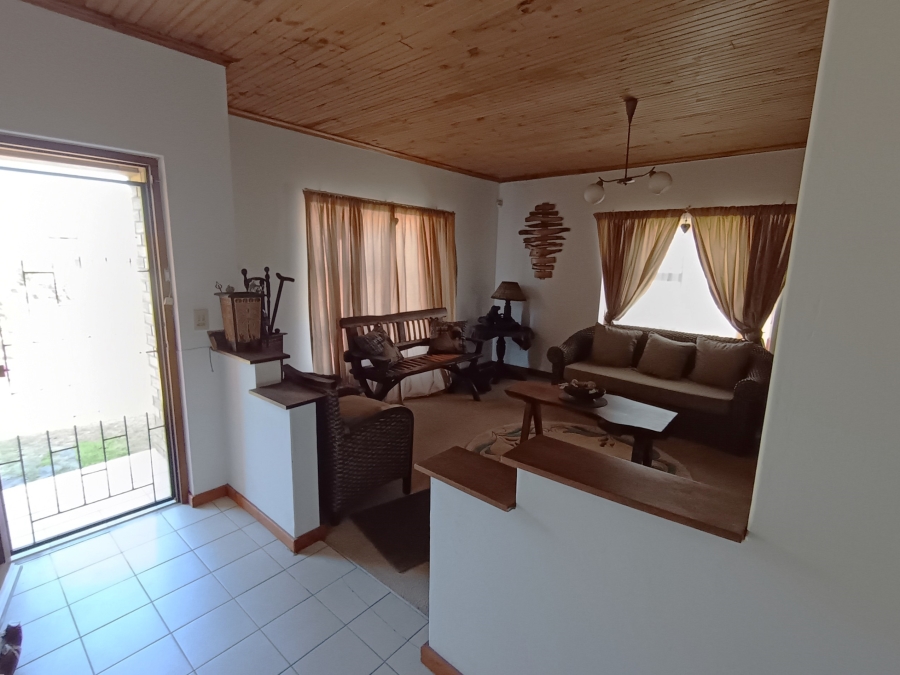 2 Bedroom Property for Sale in Noorsekloof Eastern Cape